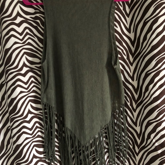 Fringe Tank - Picture 3 of 3